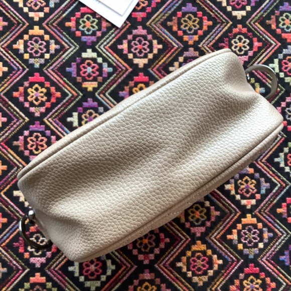 Lug Swing VL convertible crossbody / shoulder / belt bag in sand - Picture 4 of 8